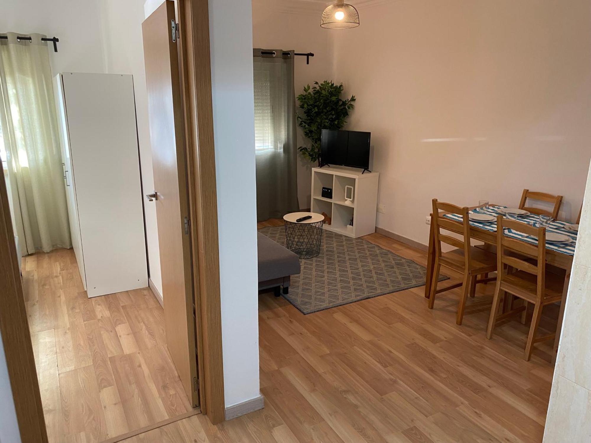 Almada Central Apartment Екстер'єр фото